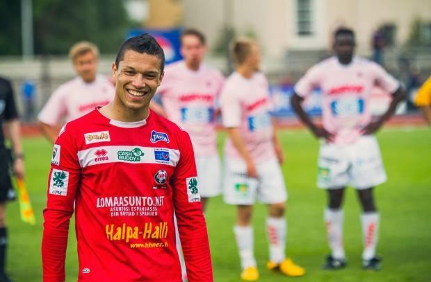 تعرف على الألماني هندريك هلمكه لاعب الأهلي الجديد