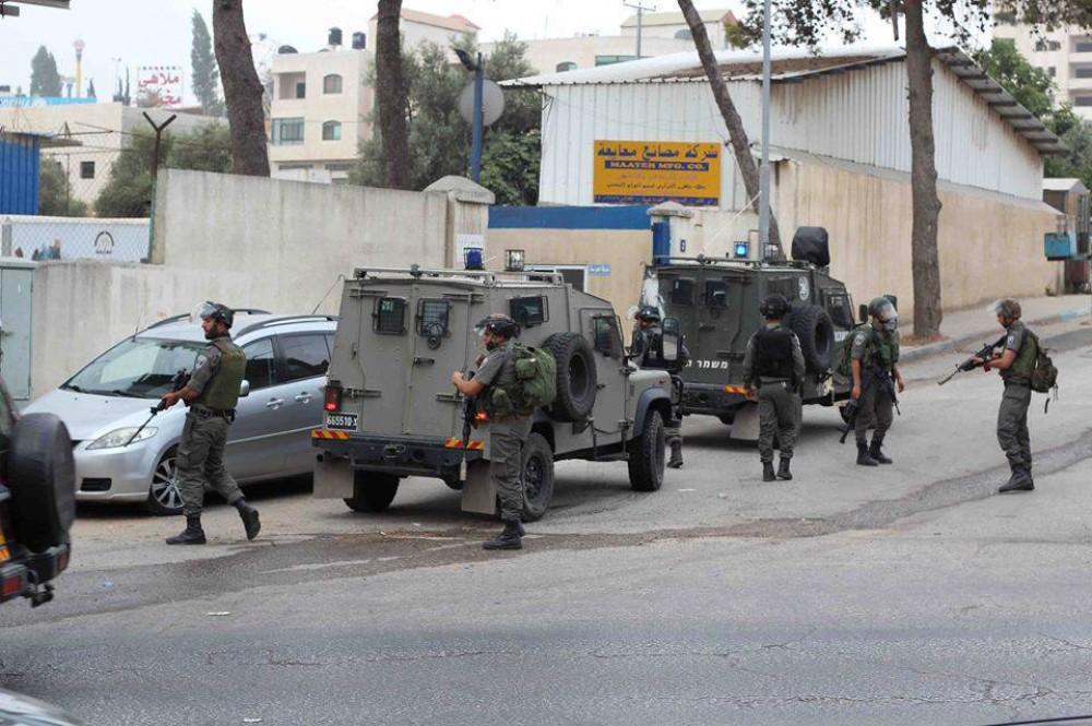 جيش الاحتلال يقتل شابًا فلسطينيًا بدعوى محاولة تنفيذ عملية طعن