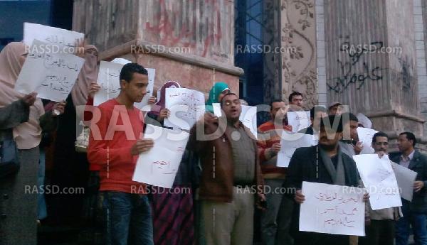 وقفة لصحفيي الحرية والعدالة أمام النقابة للإفراج عن زملائهم