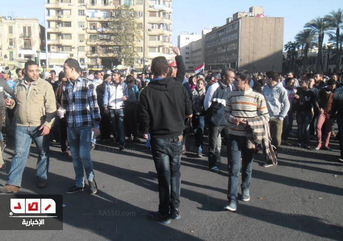 إنطلاق مسيرة من التحرير إلى الاتحادية تنادي بإسقاط النظام