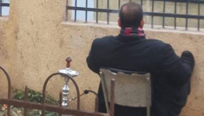 تحويل مدير مركز صحي بالمنوفية للتحقيق بسبب تدخينه “الشيشة” في العمل