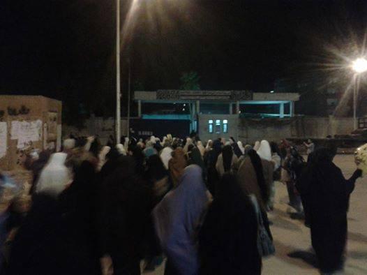 مسيرة ليلية حاشدة بالسويس دعما للشرعية