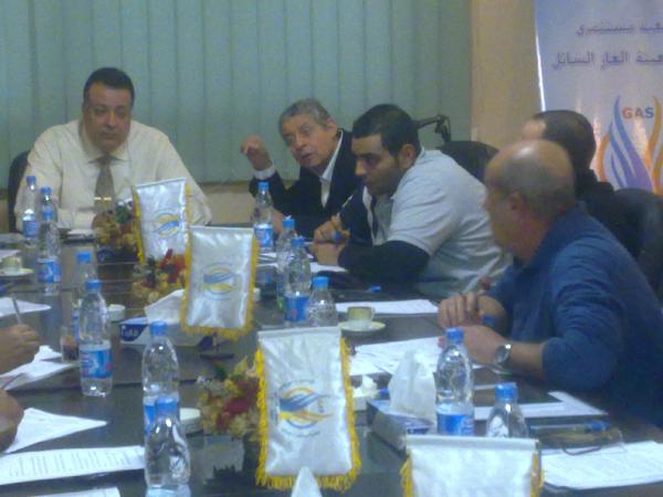 جمعية مستثمري الغاز تهدد بفصل 50%من العمالة ان لم تستجب الحكومة لمطالبها