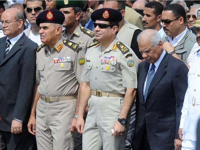 صحيفة أمريكية : الحكومة المصرية تعتبر الصحفيين “أعداءا للدولة”