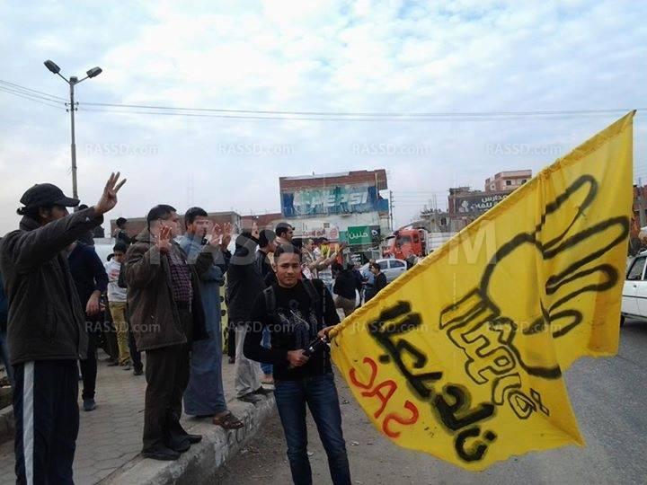 سلسلة بشرية ببلبيس ضد الانقلاب العسكرى