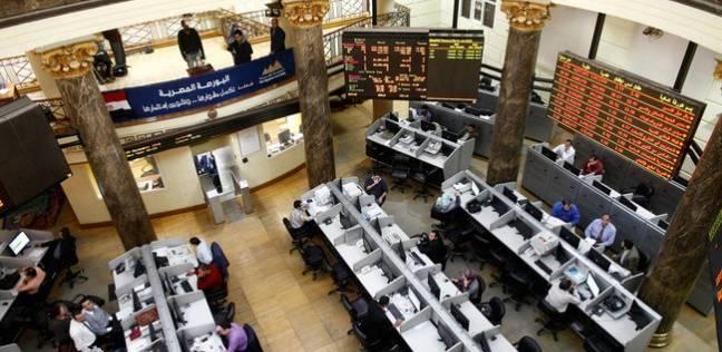 طرح شركات القطاع العام بالبورصة.. خبراء: مغامرة محفوفة بالمخاطر