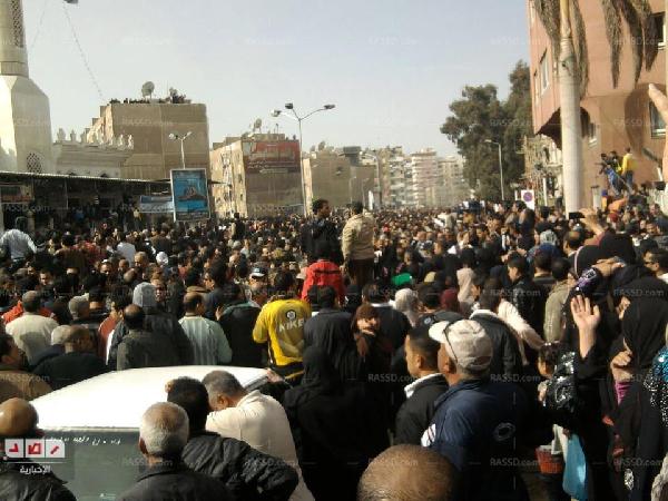 مسيرة بـ”بورسعيد” تطالب بالقصاص وتتضامن مع مطالب”جمعة الكرامة “