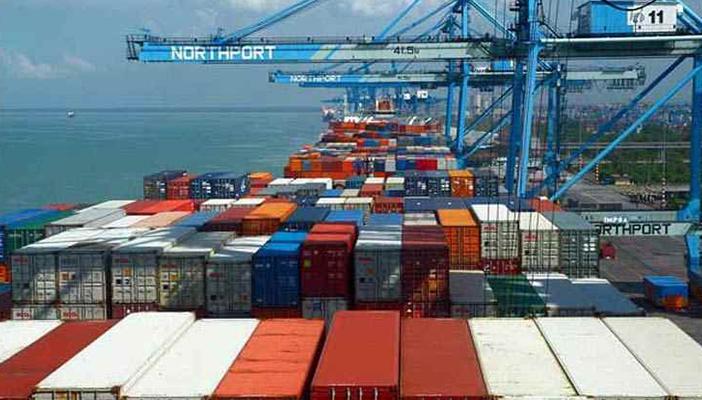 تراجع الصادرات غير البترولية بنحو 16.4% خلال 2015