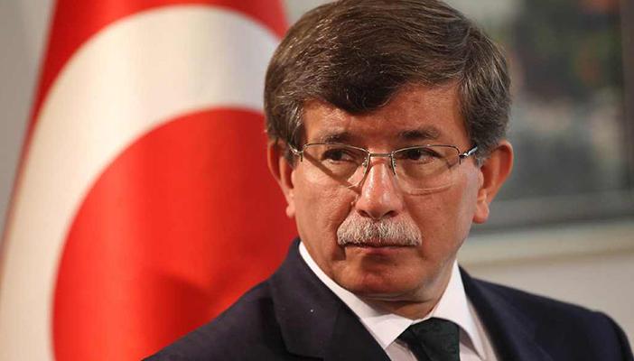 داوود أوغلو يتهم الأسد وبوتين بتنفيذ “تطهير عرقي” في حلب