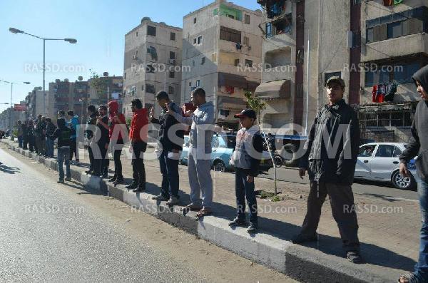 سلسلة بشرية لـ”تحالف دعم الشرعية” ببورسعيد