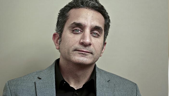 باسم يوسف بعد الإفراج عن أمناء “شرطة المطرية”: اقلبوها أمن مركزي أشيك