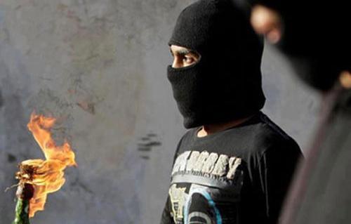 الأمن يلقي القبض على 4 بلاك بلوك قاموا بسرقة ركاب القطار في قنا