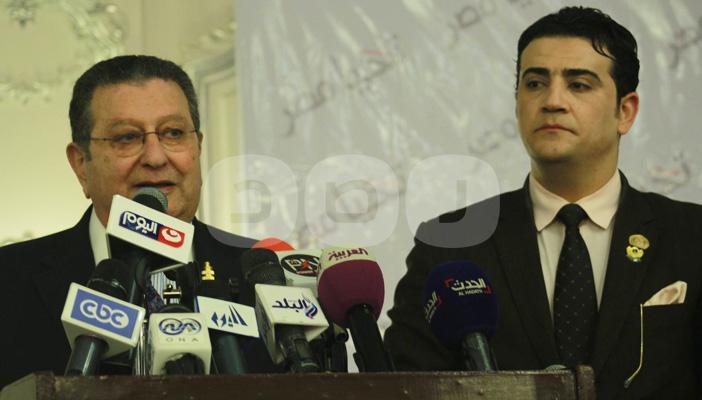 بالصور.. وكيل البرلمان يشيد بمساندة نواب القبائل العربية له