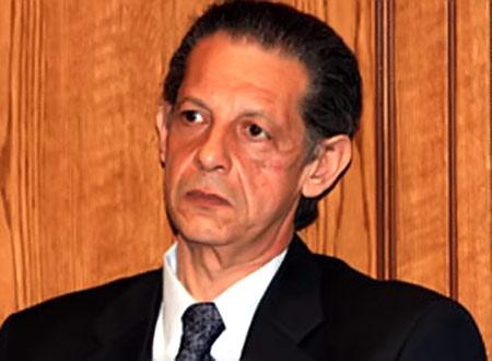 صحفيو الوفد يواصلون اعتصامهم ويسلموا “بدراوي” مذ كرة احتجاجهم