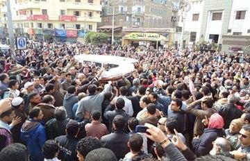 اقتحام جنازة حسن شعبان بـالإسكندرية واشتباكات مع المشيعين