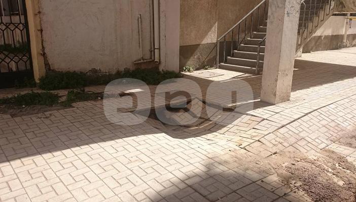 بالصور.. انهيار أرضي بكلية طب الإسكندرية.. وطلاب: الجامعة آيلة للسقوط