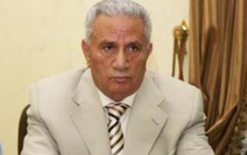 الدماطي: قرار المحكمة بانتداب دفاع آخر عن مرسي يبطل المحاكمة