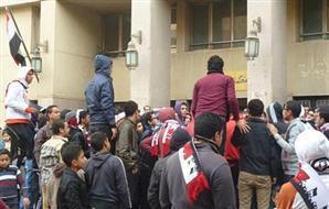 16 إصابة بالداخلية .. وضبط 57 مثير للشغب