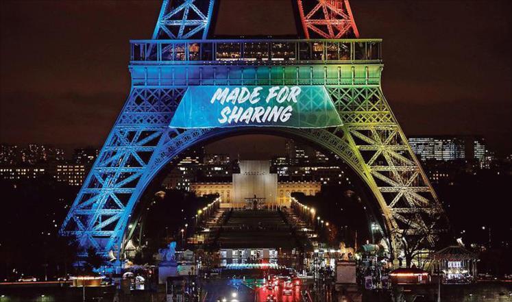 الفرنسيون غاضبون لأجل لغتهم: لا يليق أن ننحني أمام لغة يتحدثها ترامب