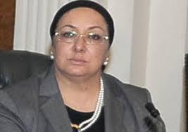 عدد من مجلس الأطباء يتقدم بطلب لإحالة وزيرة الصحة للتحقيق