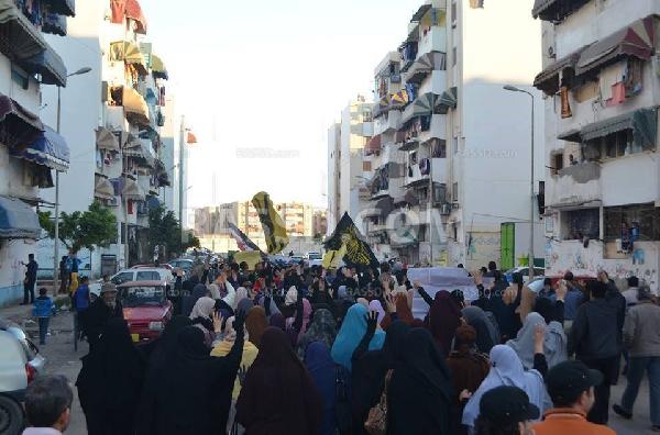 مسيرة مناهضة للانقلاب تجوب مساكن زمزم ببورسعيد