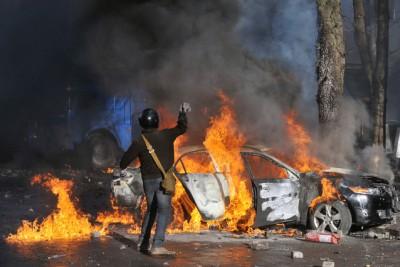 إقالة رئيس أركان الجيش الأوكراني وارتفاع حصيلة القتلى لـ 28