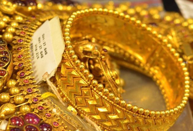 الذهب يعاود الارتفاع.. وعيار 21 يسجل 550 جنيها