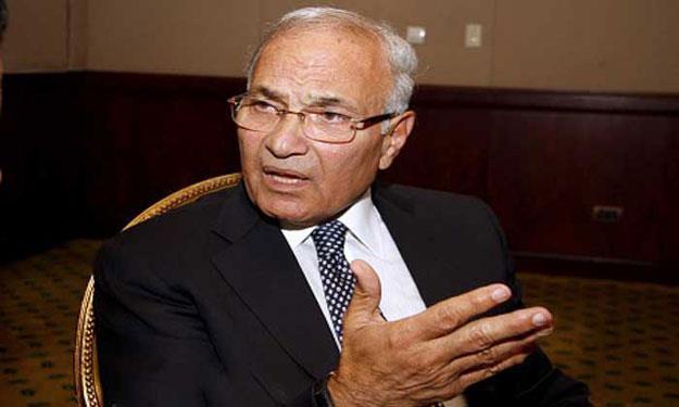 “النيابة العامة”  تخاطب “الانتربول” لوضع “شفيق” على قوائمه