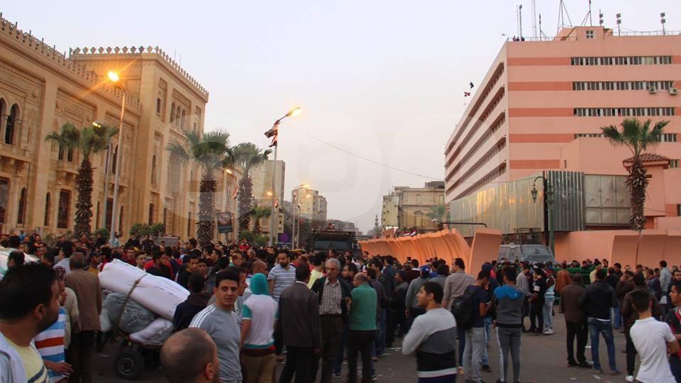 من رسم درب الحرية الأحمر؟؟