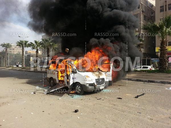 حرق سيارة بث لقناة “سى بى سى “بشارع الهرم