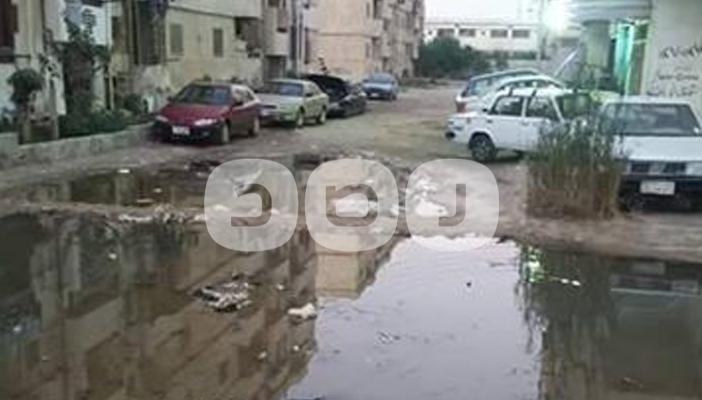 بالصور.. برك مياه الصرف صداع مزمن في شوارع الإسماعيلية