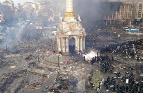 أوباما يتصل بالرئيس الروسي لبحث الوضع في أوكرانيا