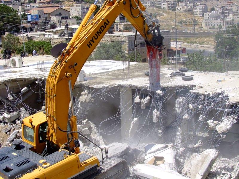 منظمة أوروبية: “إسرائيل” تصعّد من عمليات هدم المباني الفلسطينية في2016