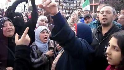 المئات يشاركون فى مسيرة “القصاص”  ببورسعيد