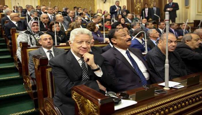 بعد 45 يومًا.. عبد العال يفشل في إدارة برلمان السيسي