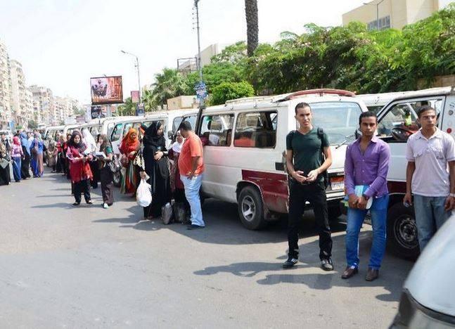 إضراب سائقى السرفيس بالدقهلية للمطالبة بزيادة الأجرة