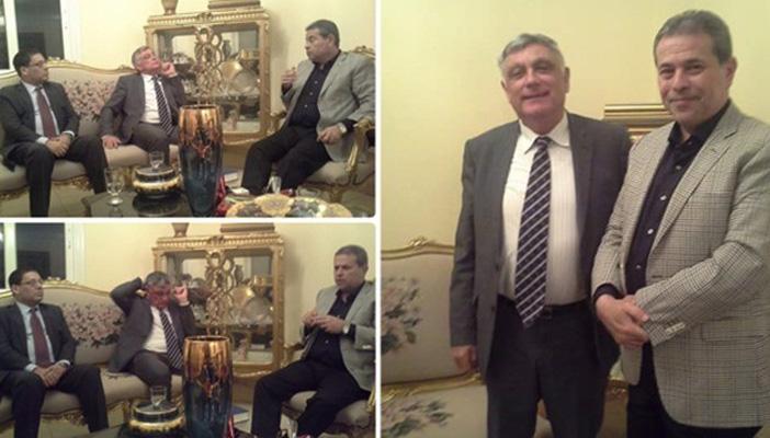 بالصور..عكاشة يلتقي السفير الإسرائيلي بمنزله و”فيس بوك”: طول عمرك واطي