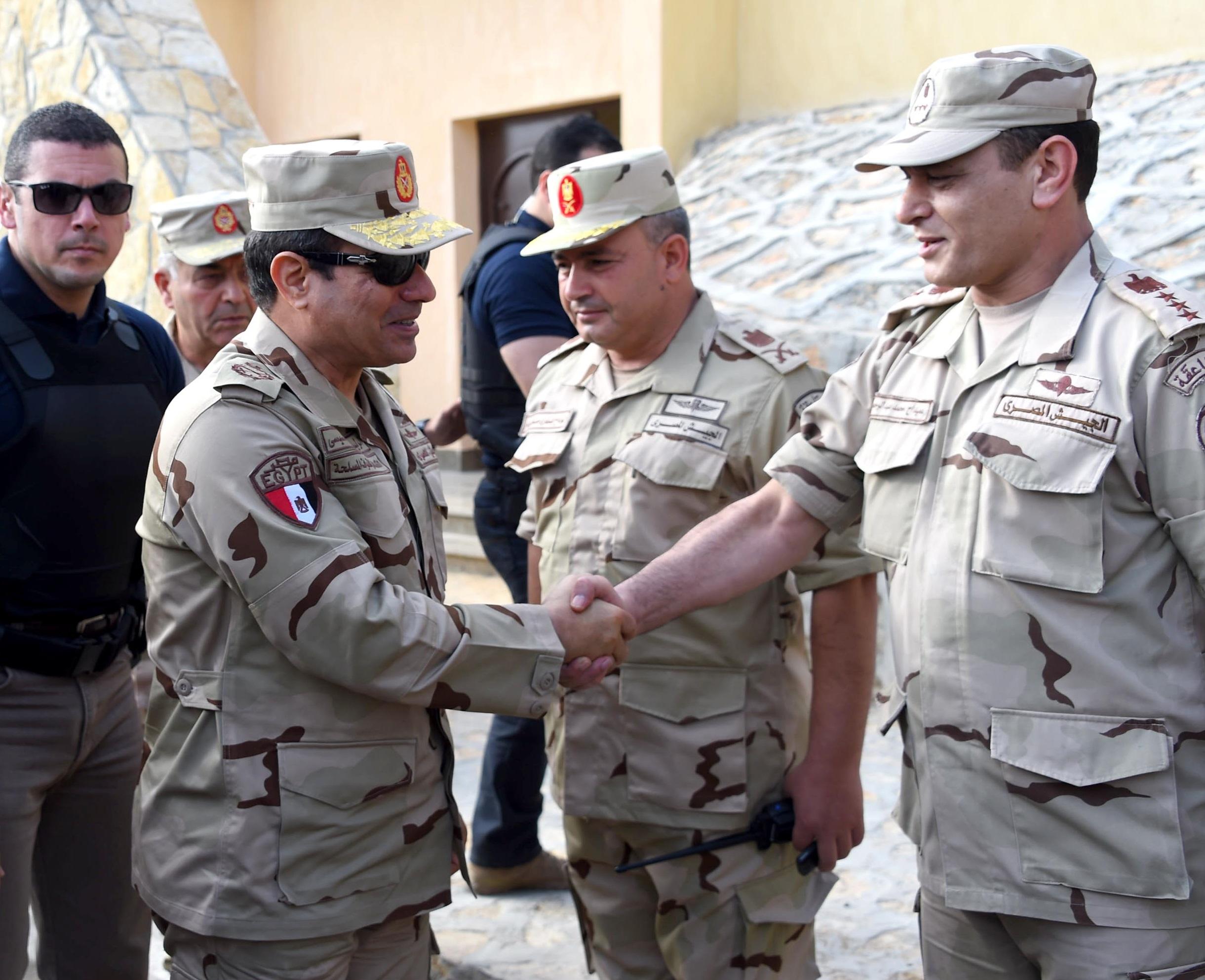 ماذا فعل العسكر بعقول المصريين في حرب شاملة هدفها تغييب الوعي؟