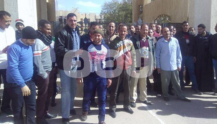 اعتصام العاملين بشركة مياه الشرب بأسيوط احتجاجًا على تفشي الفساد