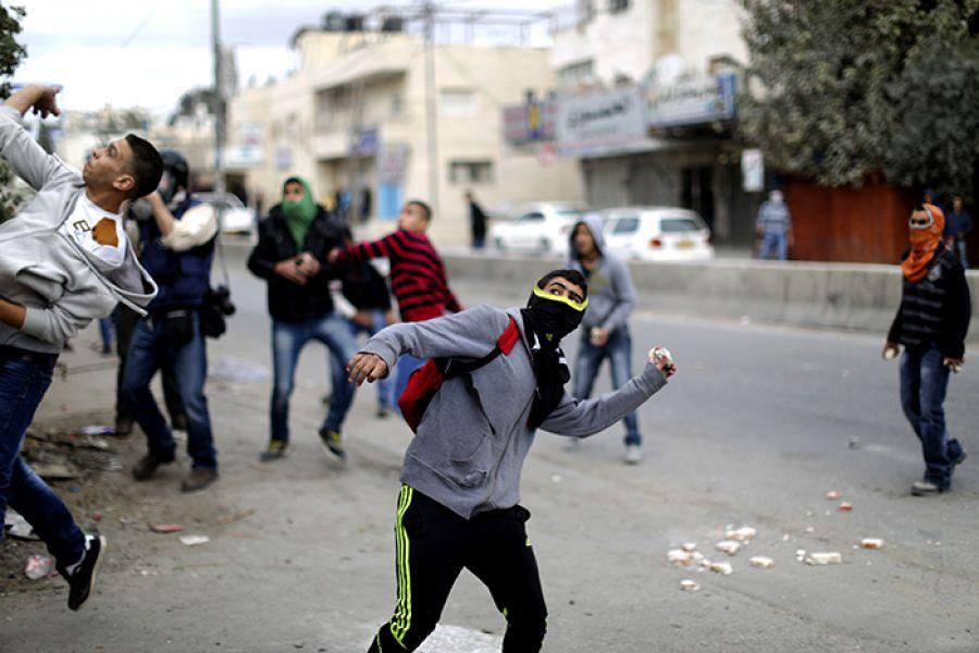 إصابة 10 جنود “إسرائيليين” في مواجهات قرب القدس