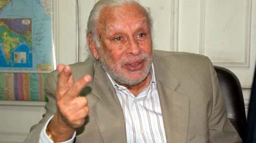 جورج أسحاق ينفي عمل توكيل للقوات المسلحة