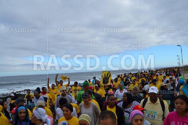 الآلاف ينظمون تظاهرة بـ”كيب تاون” تضامنا مع مؤيدي الشرعية