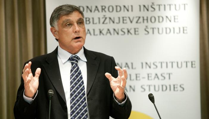 بالفيديو.. السفير “الإسرائيلي” يكشف عن لقائه بعدد من الصحفيين المصريين