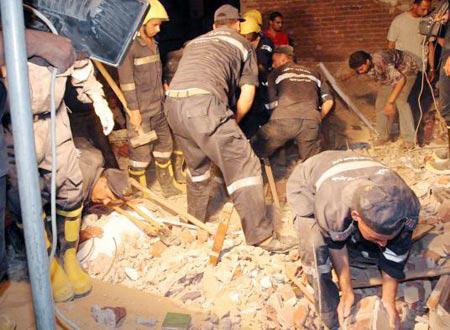 الاسماعيلية : مواطنون يضربون عن الطعام  بسبب عدم توفير مساكن بديلة لهم