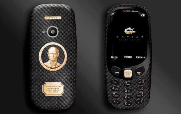 ما سر العلاقة بين “بوتين” وهاتف “نوكيا 3310″؟