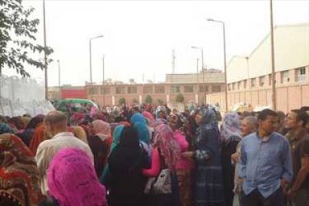 مطاحن المنوفية تضرب عن العمل مطالبة بزيادة الأجور