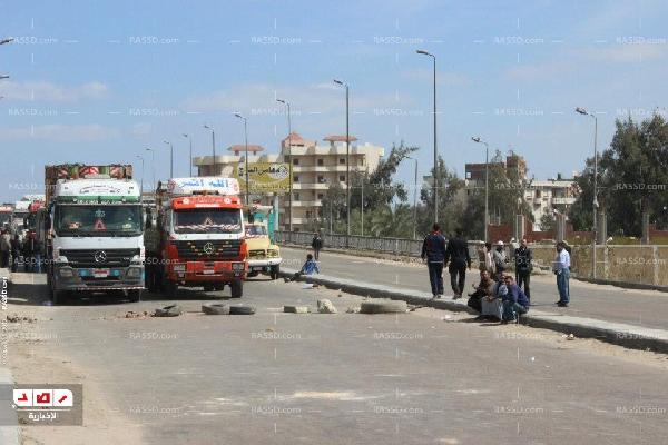 استمرار قطع طريق مصر-إسكندرية الزراعي عند كفر الدوار