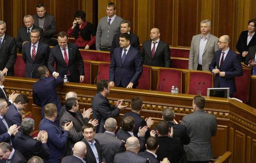 الرئيس الانتقالي: أوكرانيا بدأت إجراءات حل برلمان القرم