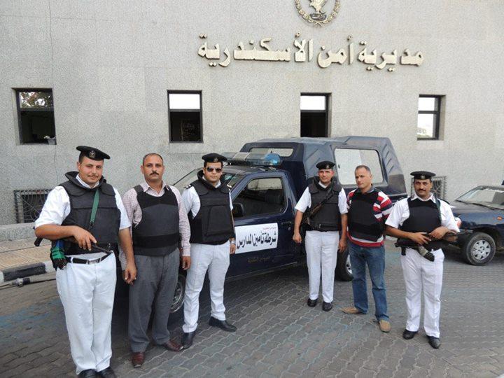 ضُبط وسط التجار.. القبض على ضابط شرطة يتعاطى هيروين بالإسكندرية