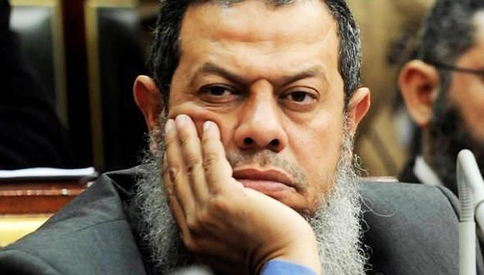 بالأسماء.. نخب تستدعي “فزاعة الاخوان” لابتزاز الانقلاب